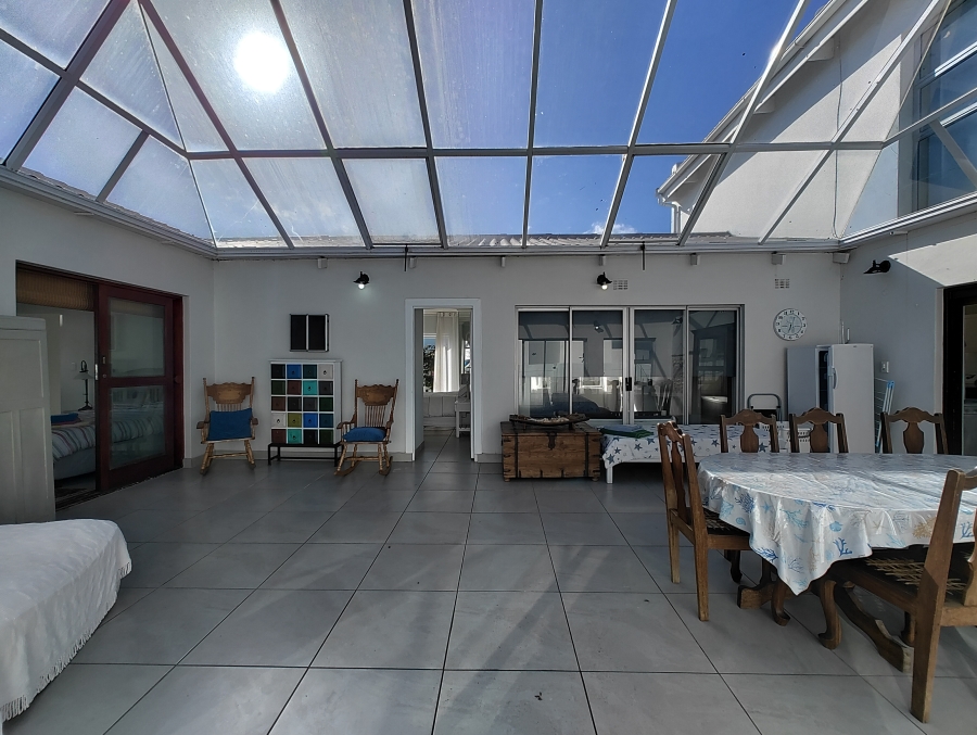 To Let 3 Bedroom Property for Rent in Stilbaai Wes Western Cape